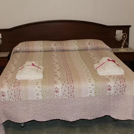 Cantoniera D'umbra Farm stay *